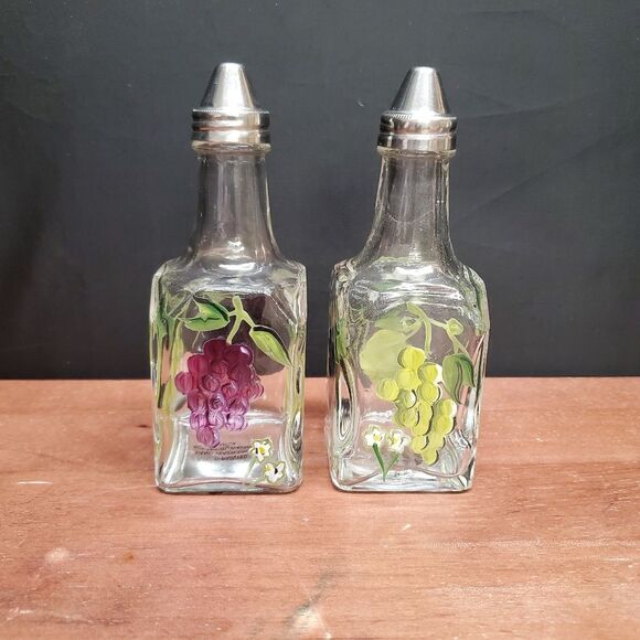 Home Essentials Grapes Oil and Vinegar Cruet set - Picture 1 of 6